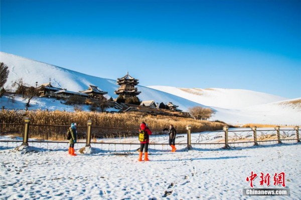 雪后敦煌