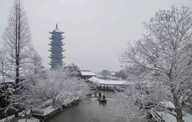 乌镇美丽的十二月景色：十二月大雪纷飞