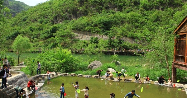 青天河夏季景色