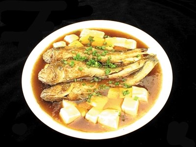 黄鱼炖豆腐