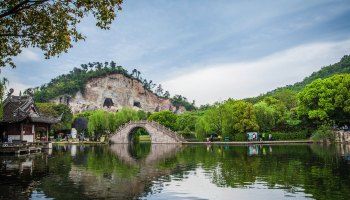 绍兴柯岩风景区