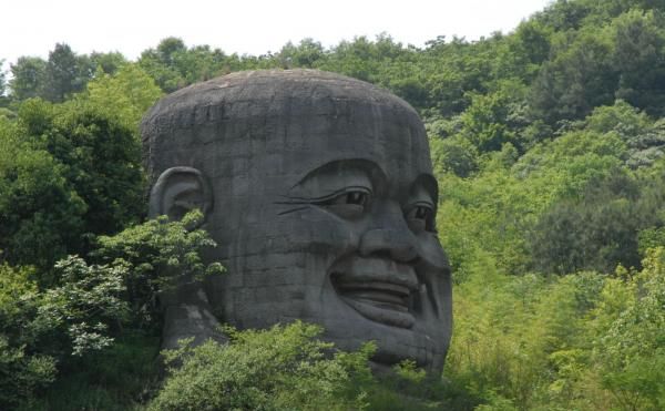 大佛寺景区