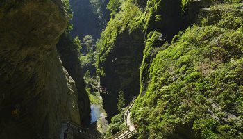 龙水峡地缝