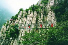 少林寺：巍巍嵩山 熟悉的蔚蓝风景