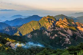 黄山、千岛湖、杭州西湖 空调双卧七日游