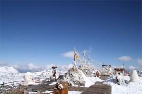 石卡雪山