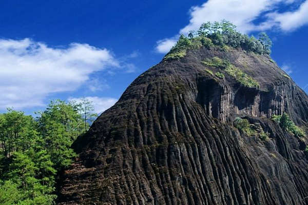 福建-武夷山-虎啸岩