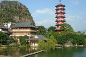 桂林象鼻山、漓江、古东瀑布双卧五日烟雨桂林游