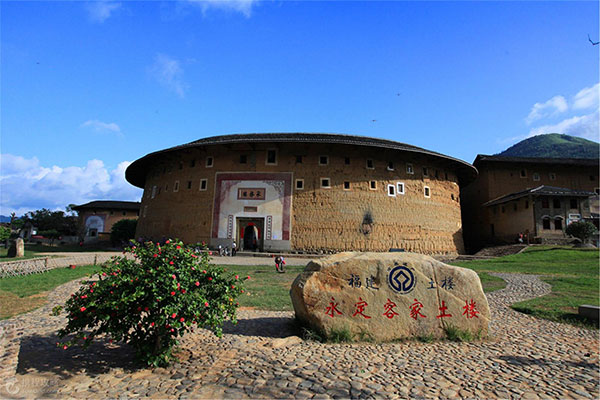 福建-永定-高北土楼群