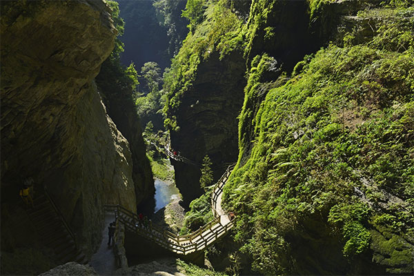 重庆-武隆-龙水峡地缝