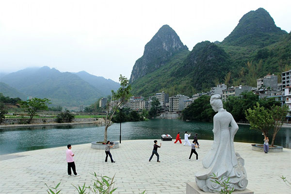 广西-巴马-长寿村-旅游景点