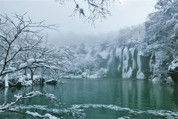 吉林-长白山-北坡景区-绿渊潭-雪景