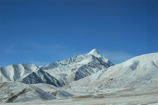 西藏-日喀则-桑丹康桑雪山