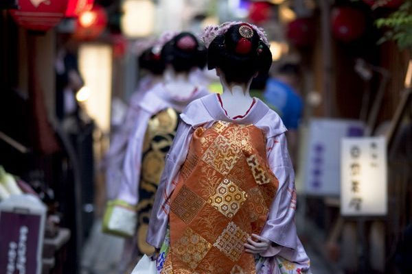 日本-京都-祗园-艺妓2