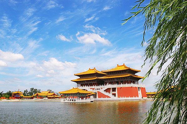 开封-清明上河园-临水大殿