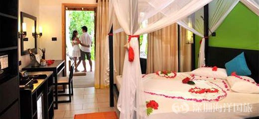 维拉曼豪 Vilamendhoo Island Resort